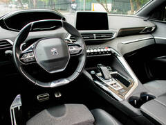 Peugeot 3008 GT 10